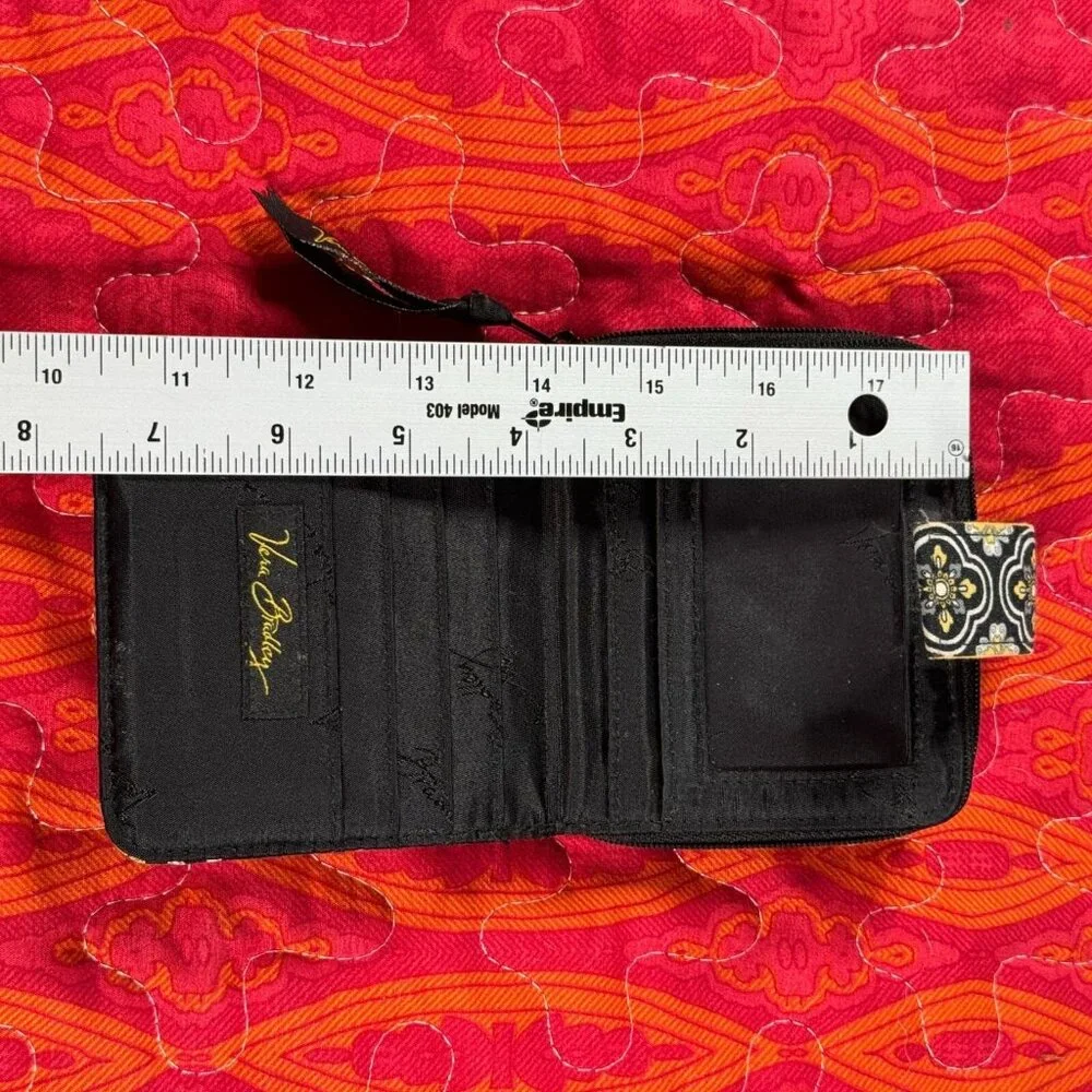 Vera Bradley Quilted Zip Coin Compact Wallet Yellow Bird Floral